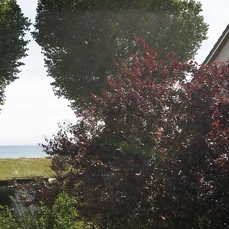 Apartment Strandallee 92b- 18 Haffkrug