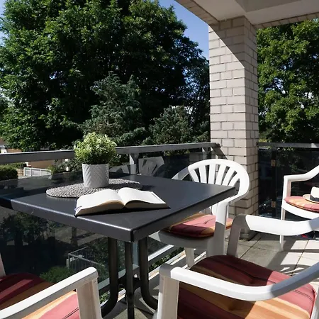 Apartament Strandallee 92b- 18 *